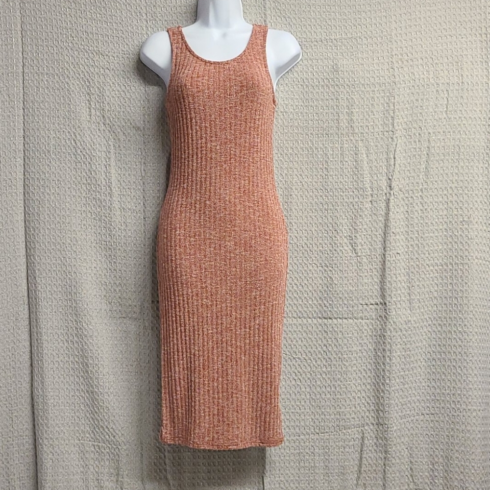 NWOT Avec Burgundy Ribbed T Shirt Dress